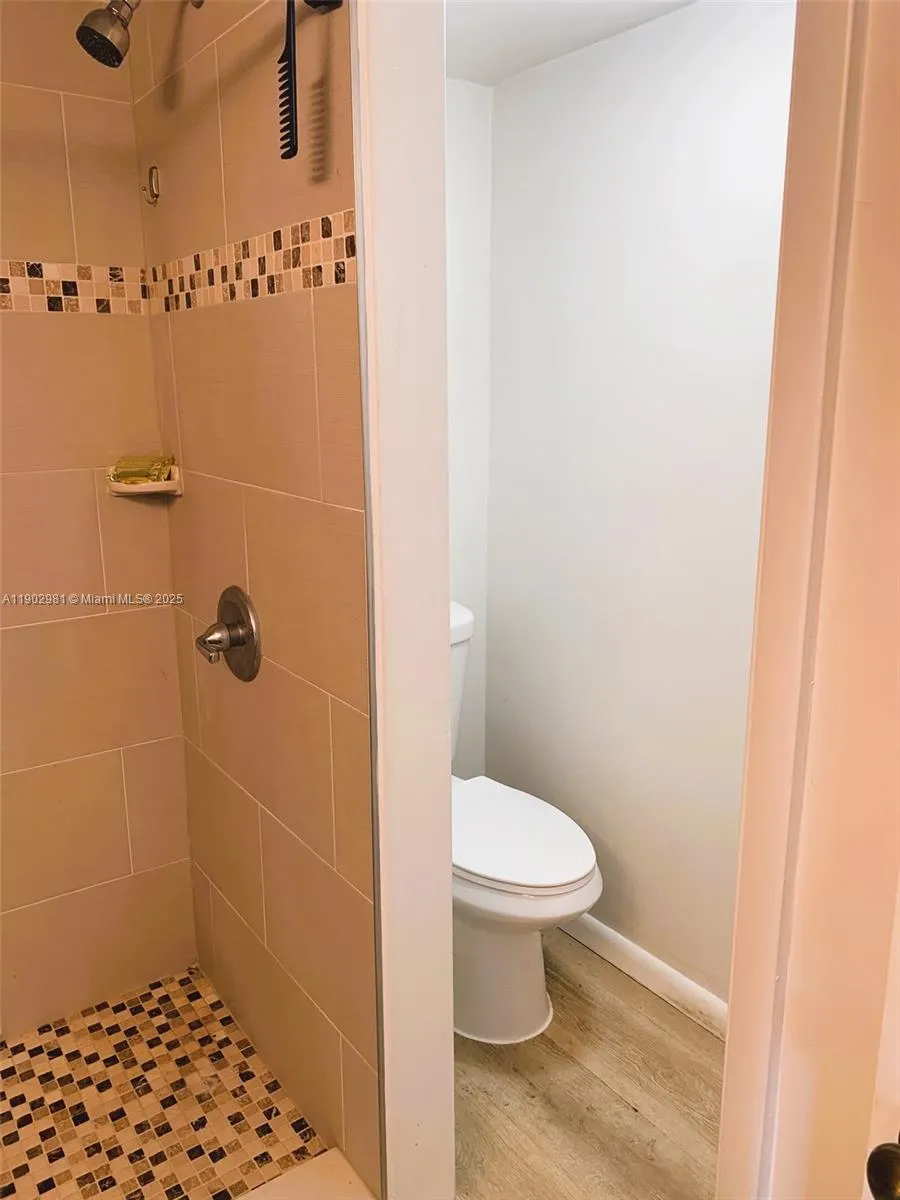 1051 Jefferson Dr, #1051K