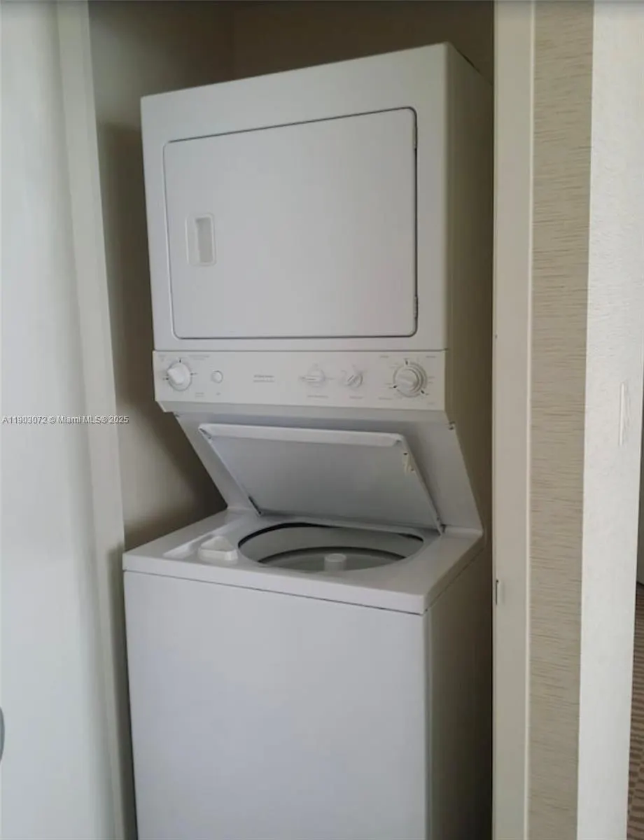 18001 Collins Ave, #2102