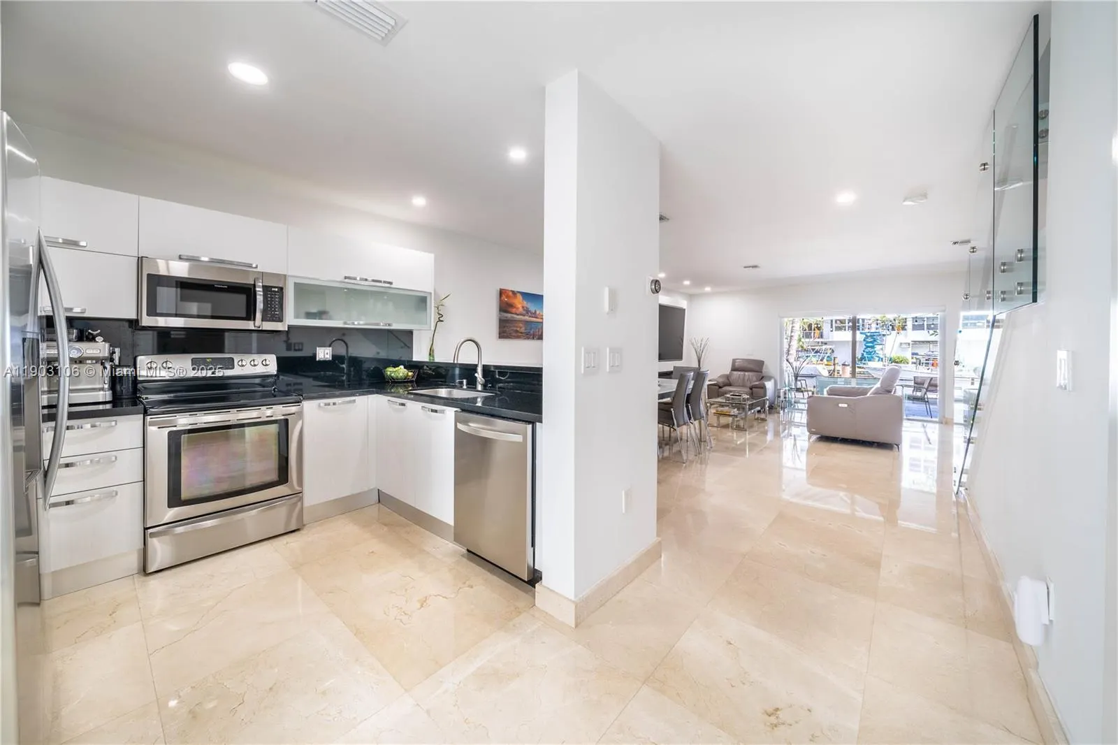 16523 NE 26th Ave, #1B