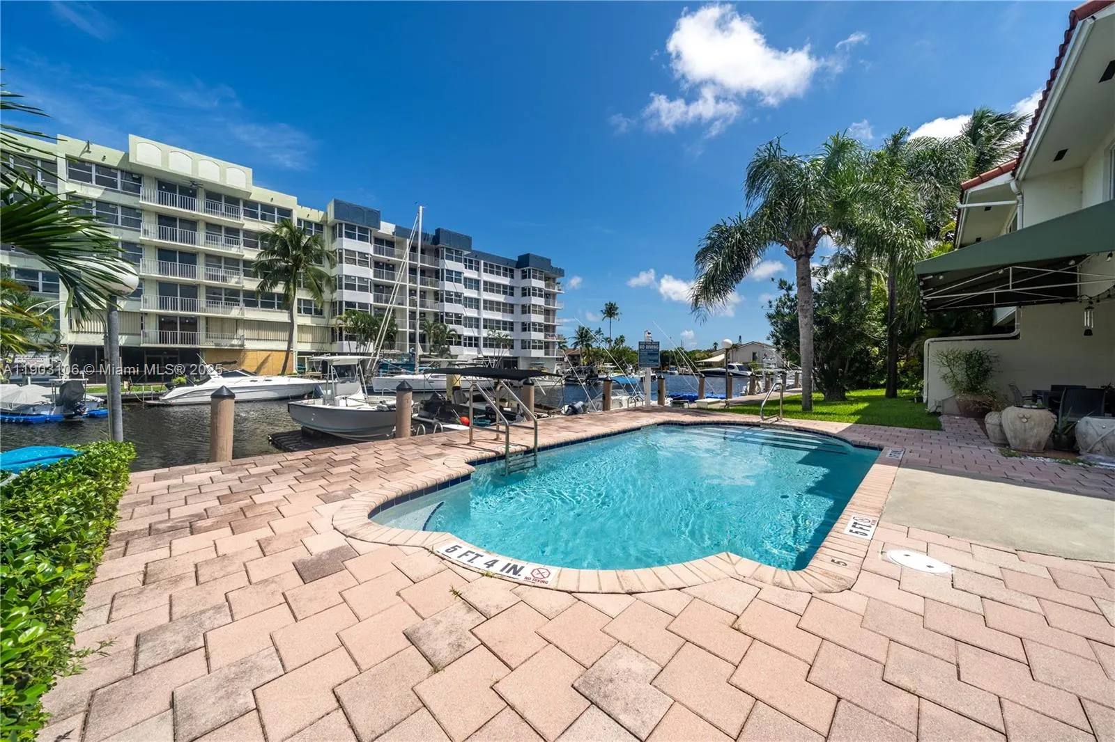 16523 NE 26th Ave, #1B