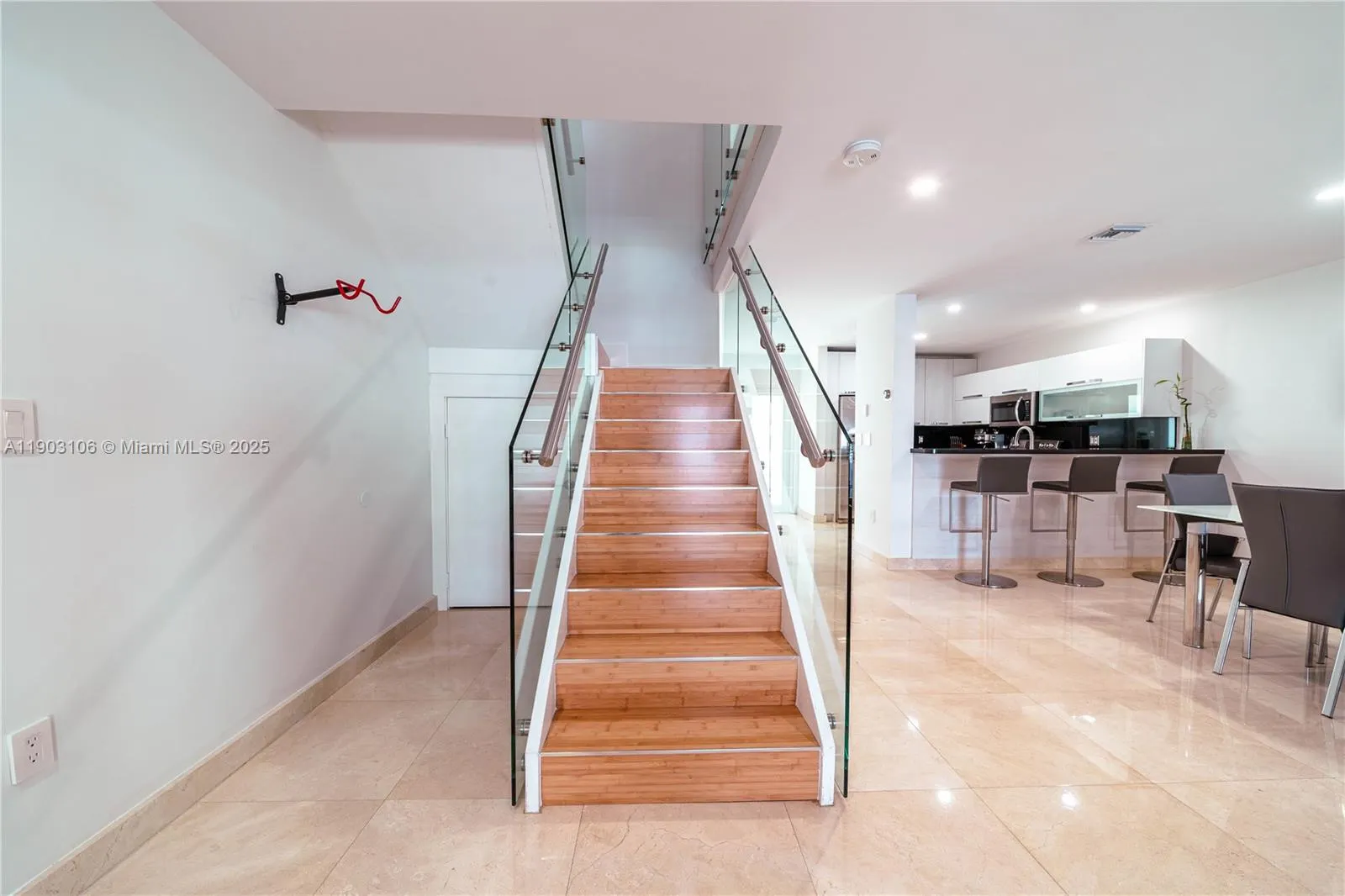 16523 NE 26th Ave, #1B