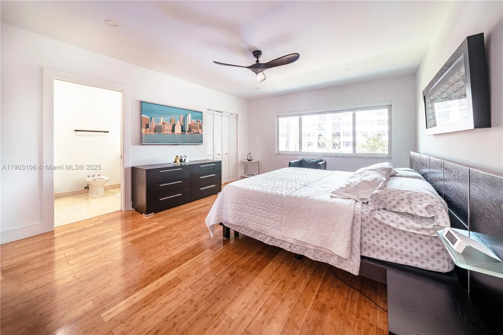 16523 NE 26th Ave, #1B