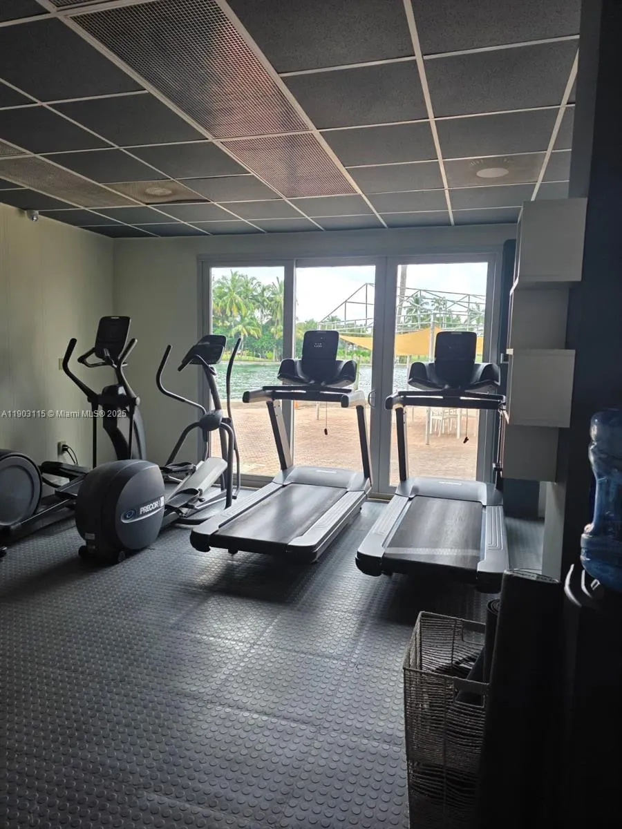 9102 W Bay Harbor Drive, #4-C