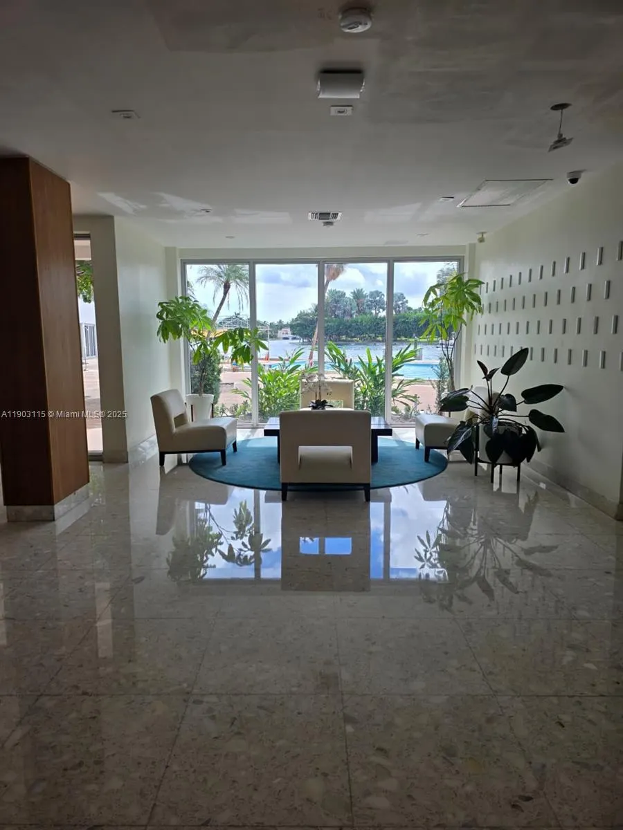 9102 W Bay Harbor Drive, #4-C