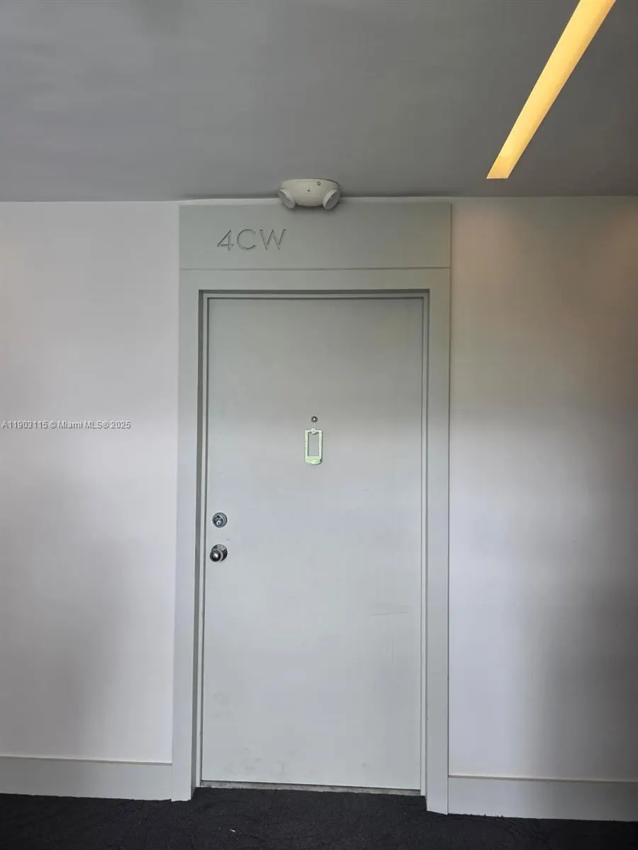 9102 W Bay Harbor Drive, #4-C