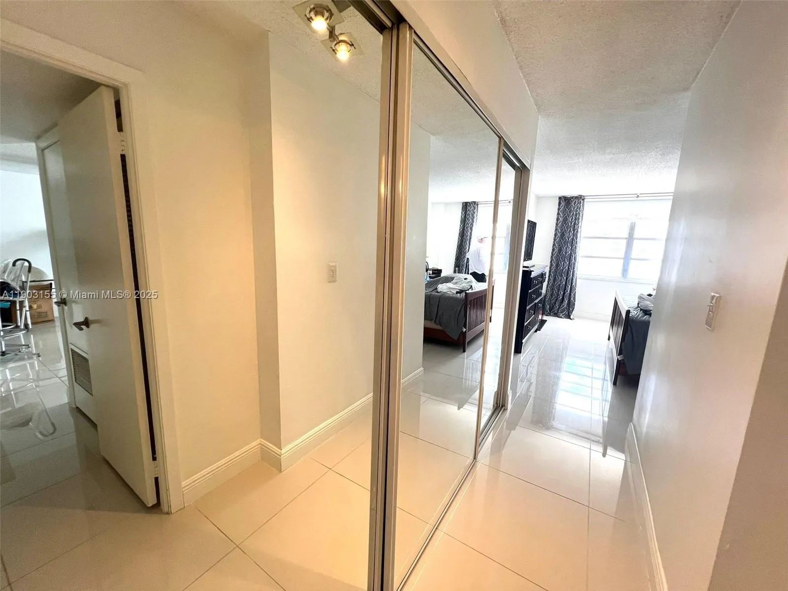 2780 NE 183rd St, #1110