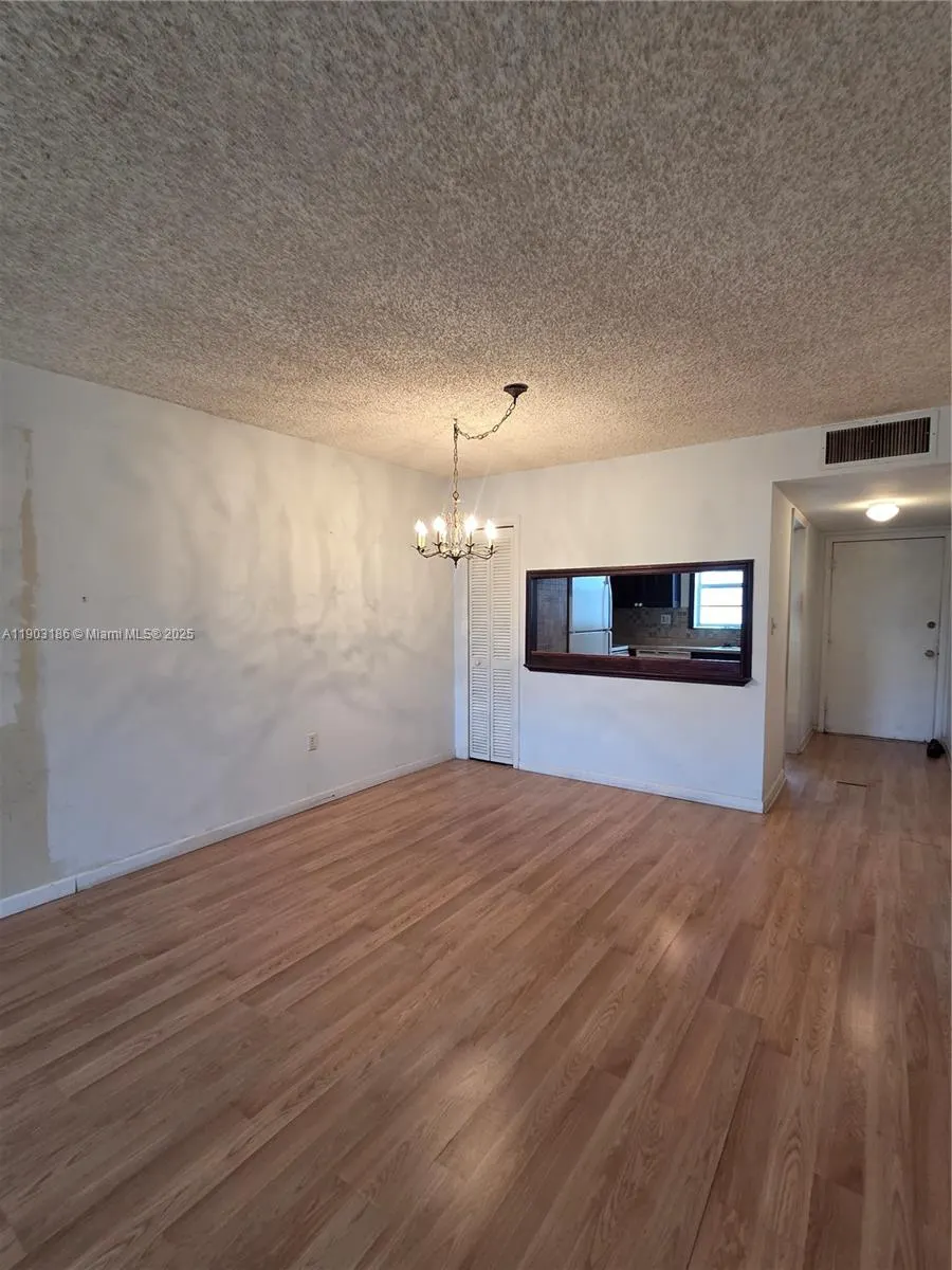 6503 Winfield Blvd, #225-D