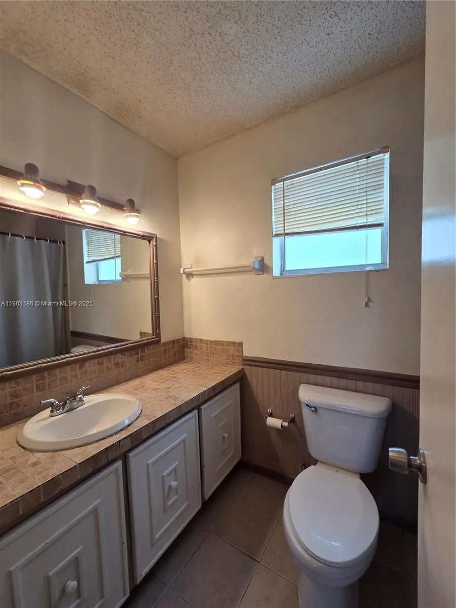 6503 Winfield Blvd, #225-D