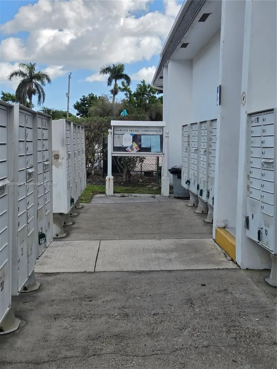 6503 Winfield Blvd, #225-D