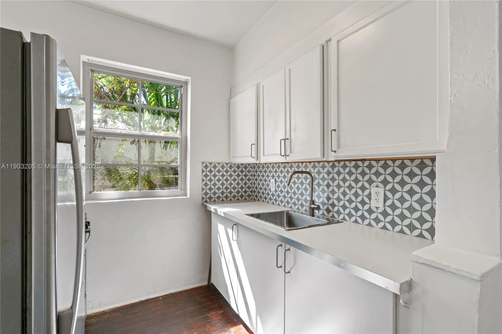 1611 Euclid Ave, #10