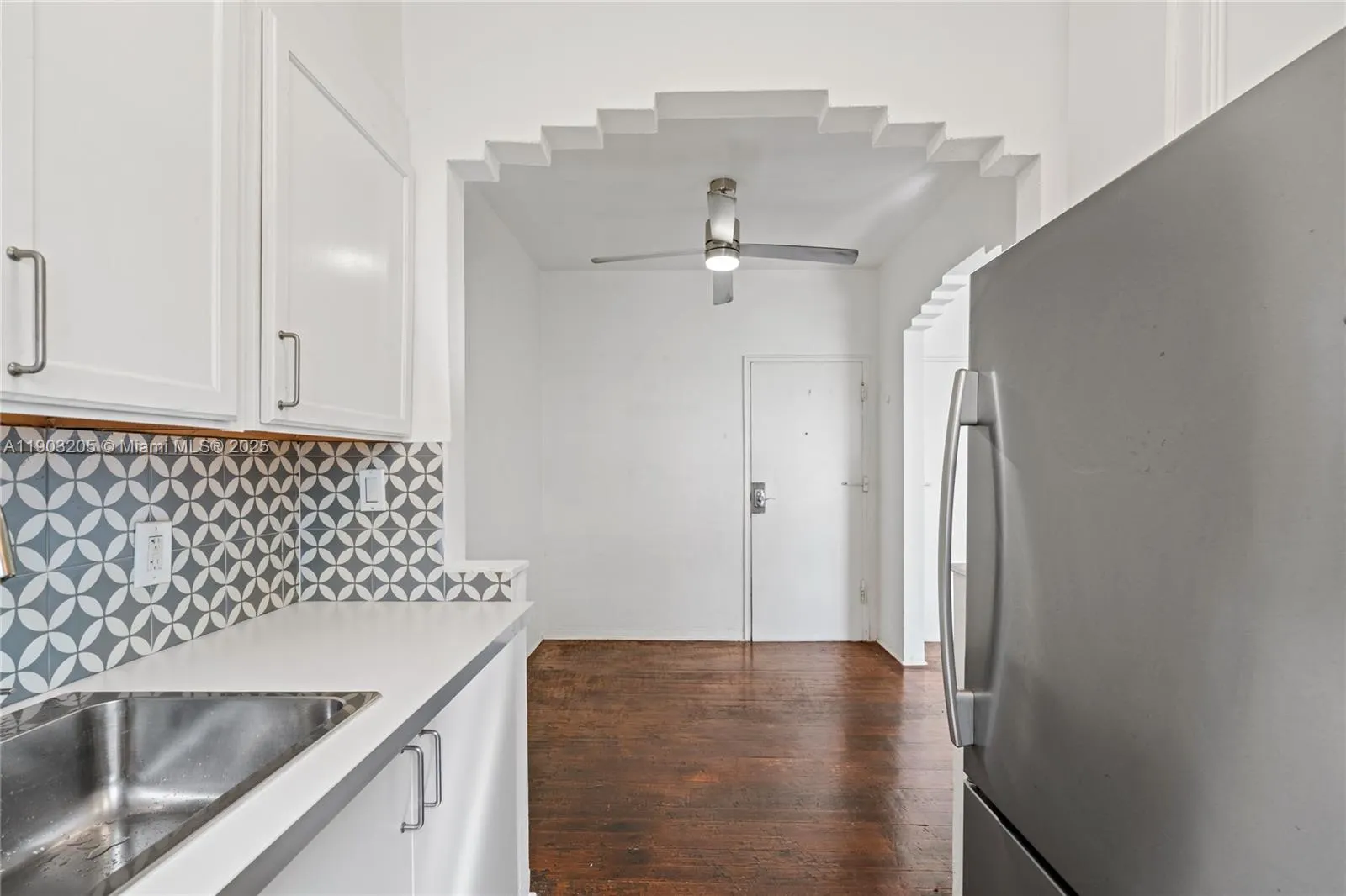 1611 Euclid Ave, #10