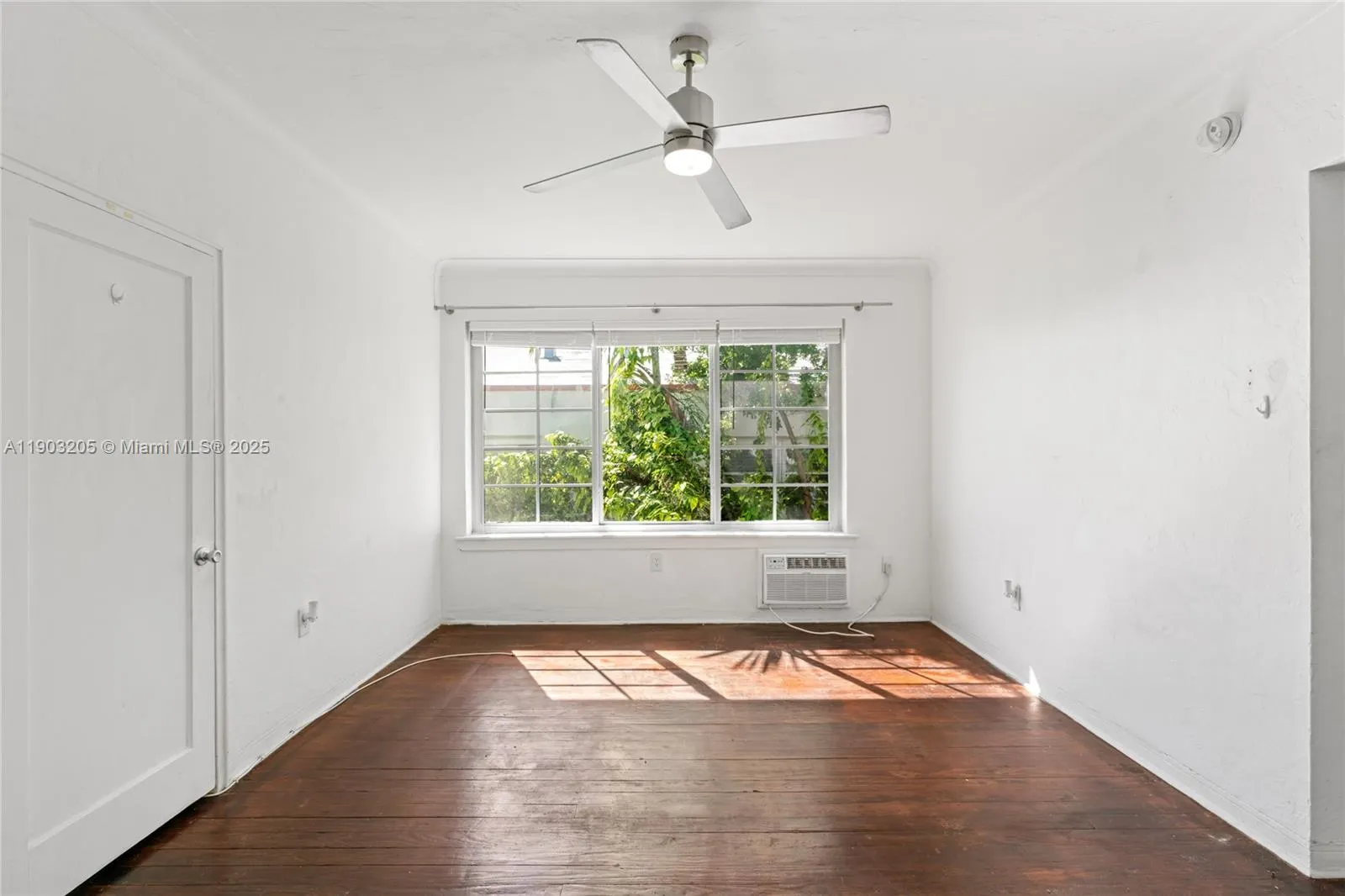 1611 Euclid Ave, #10