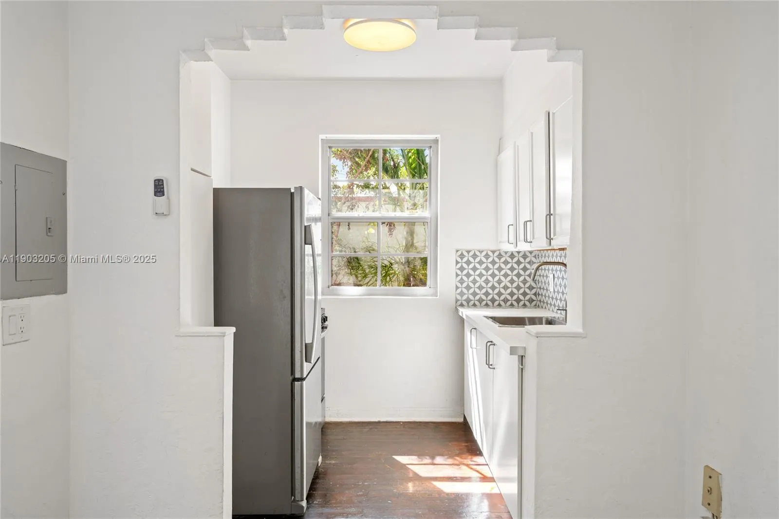 1611 Euclid Ave, #10