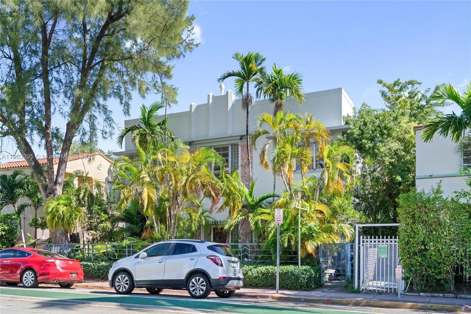 1611 Euclid Ave, #10