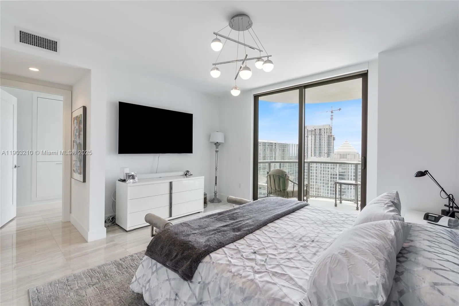 100 E Las Olas Blvd, #3201