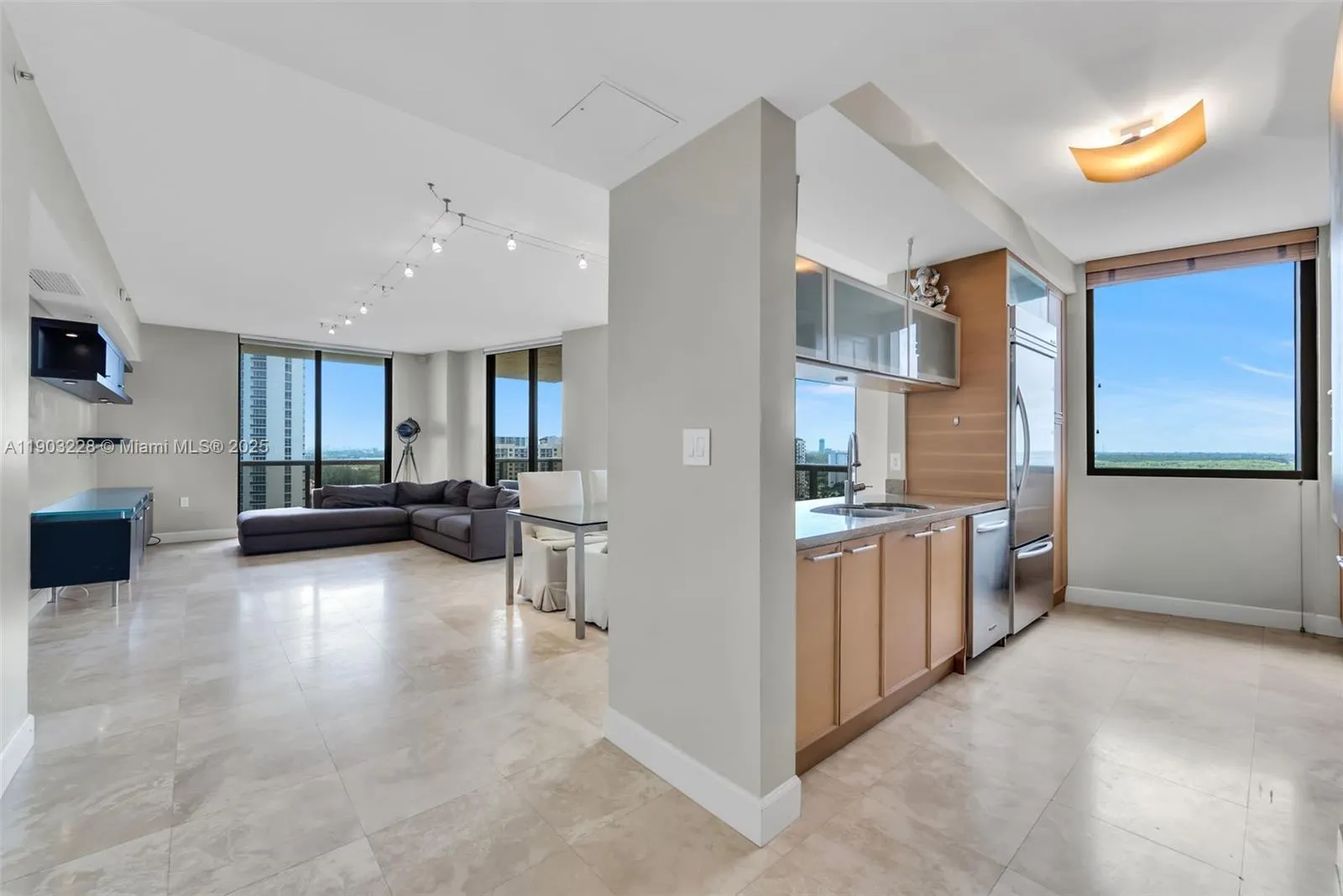 16275 Collins Ave, #1604