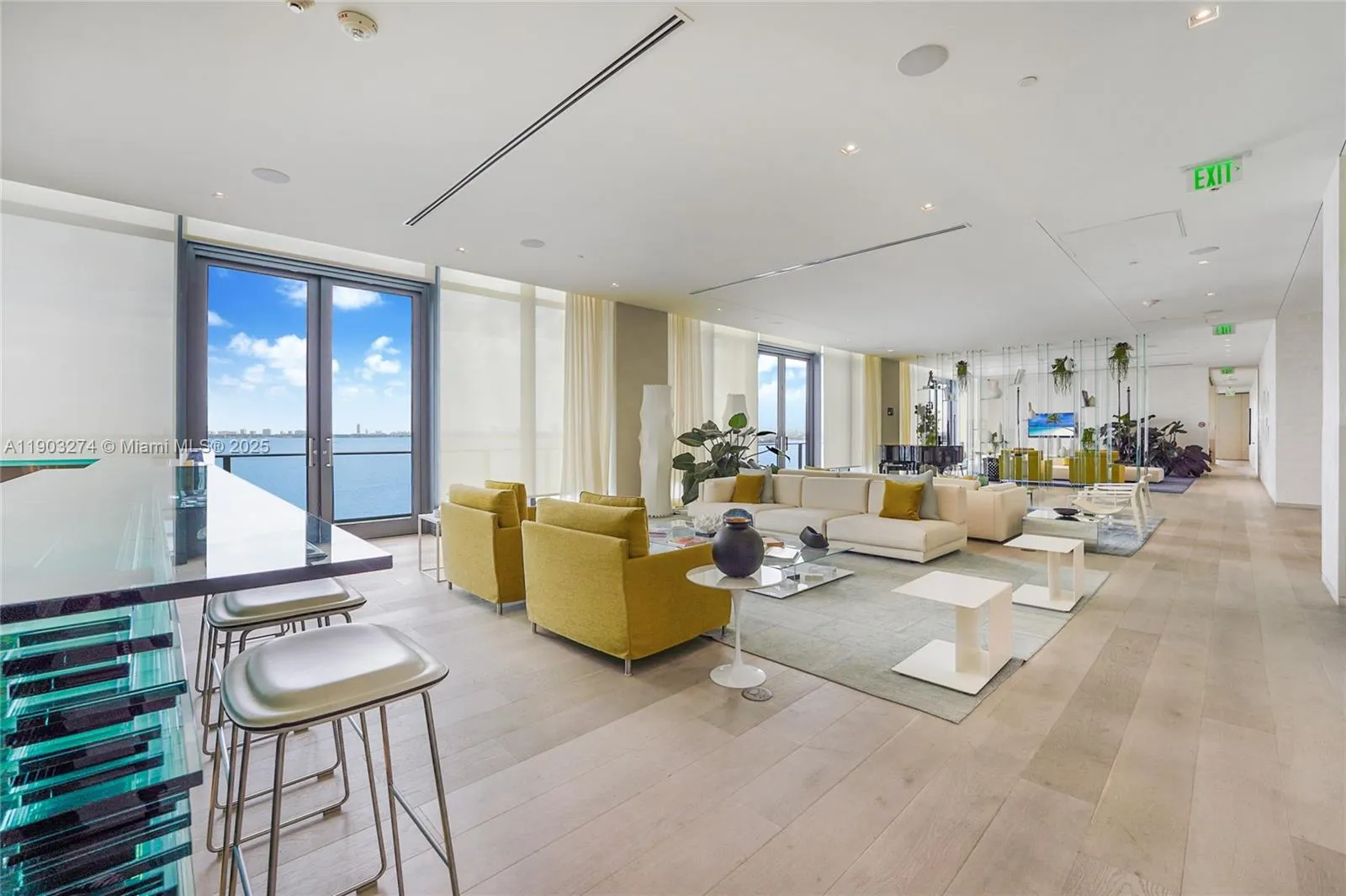 3131 NE 7th Ave, #4203