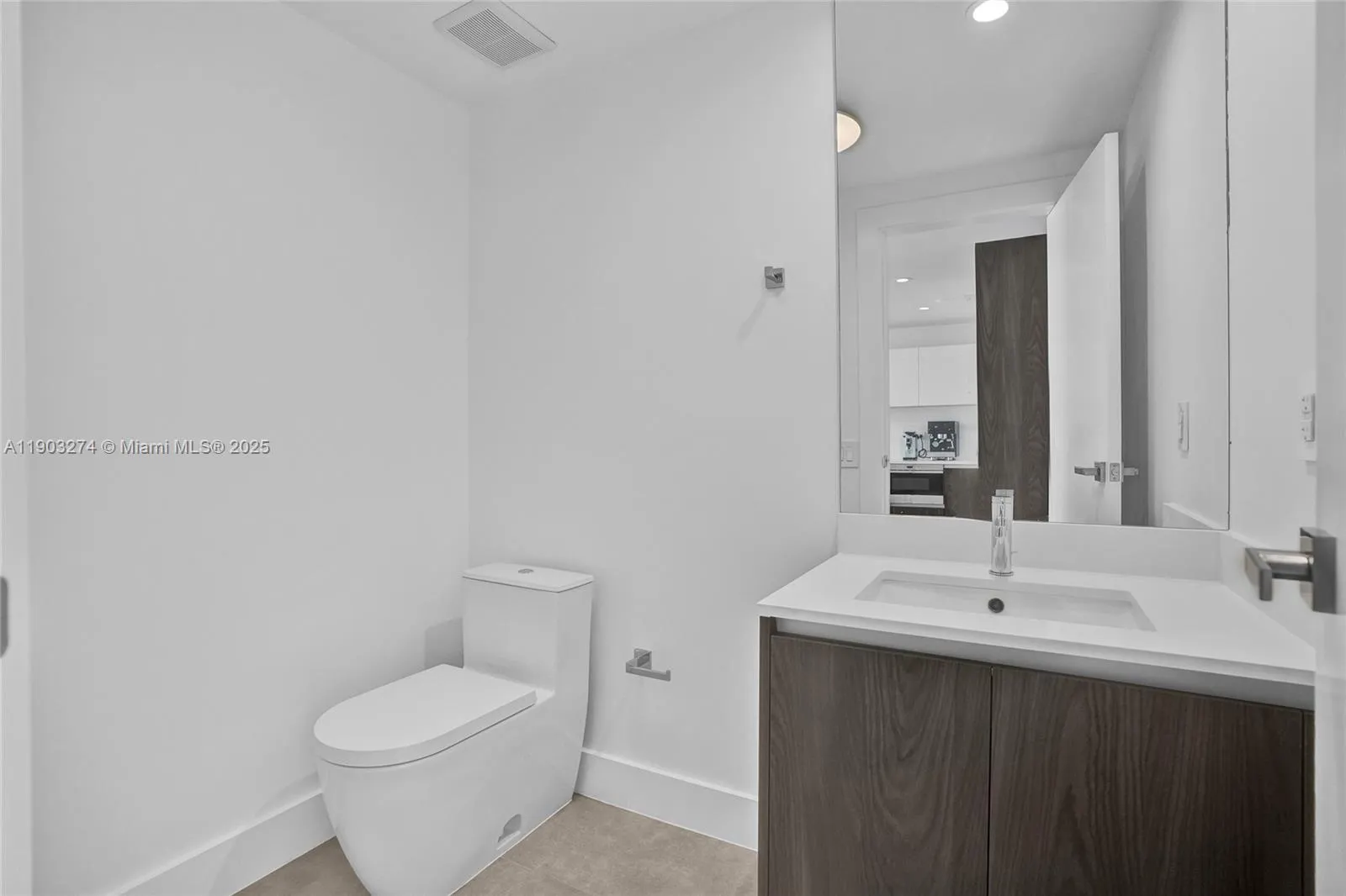 3131 NE 7th Ave, #4203