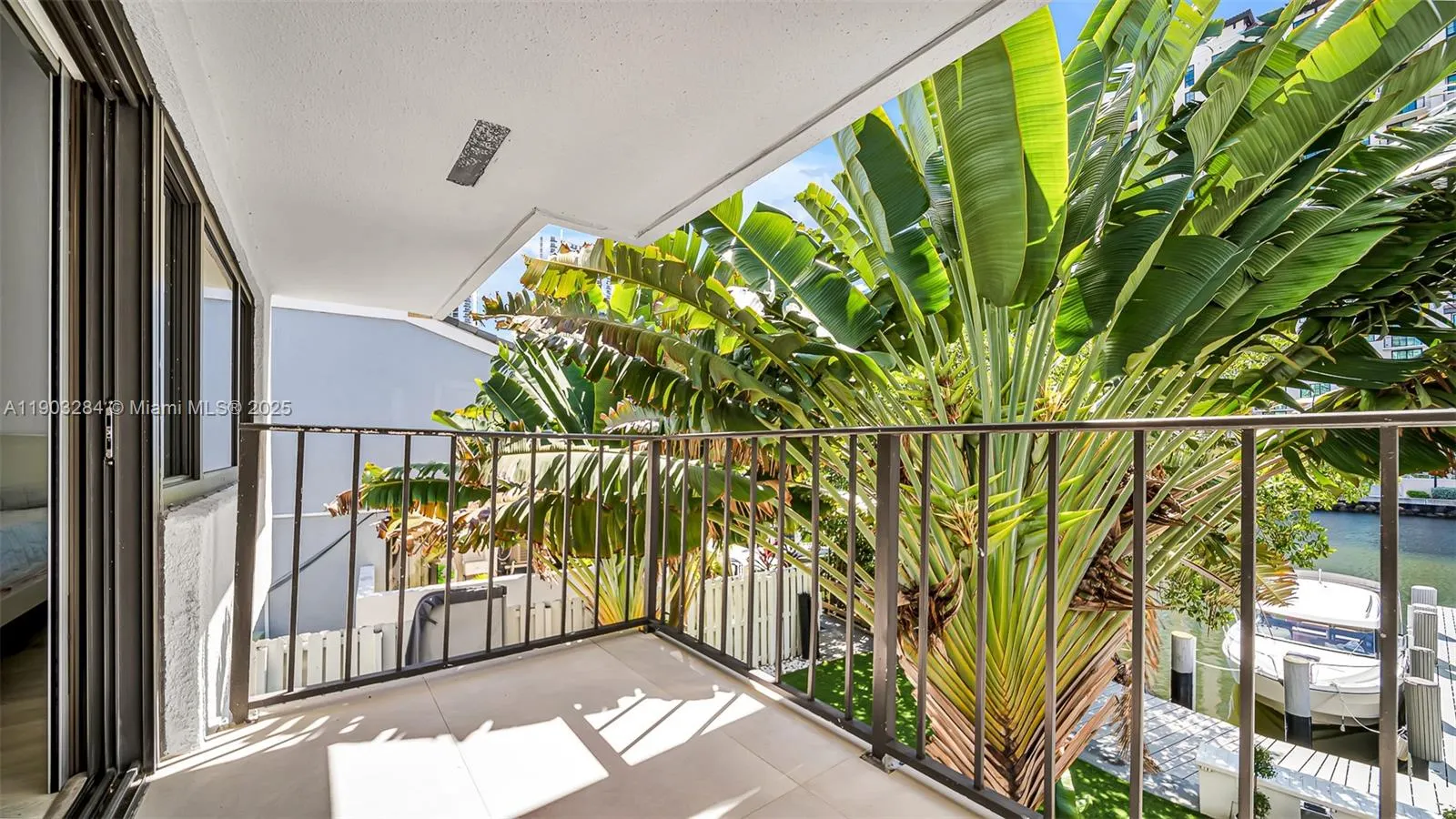 300 Poinciana Dr, #702