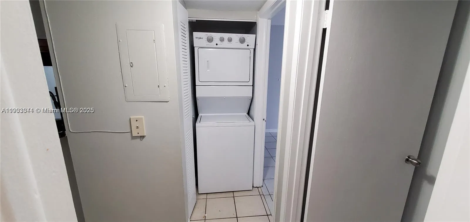 15609 SW 73rd Cir Ter, #811