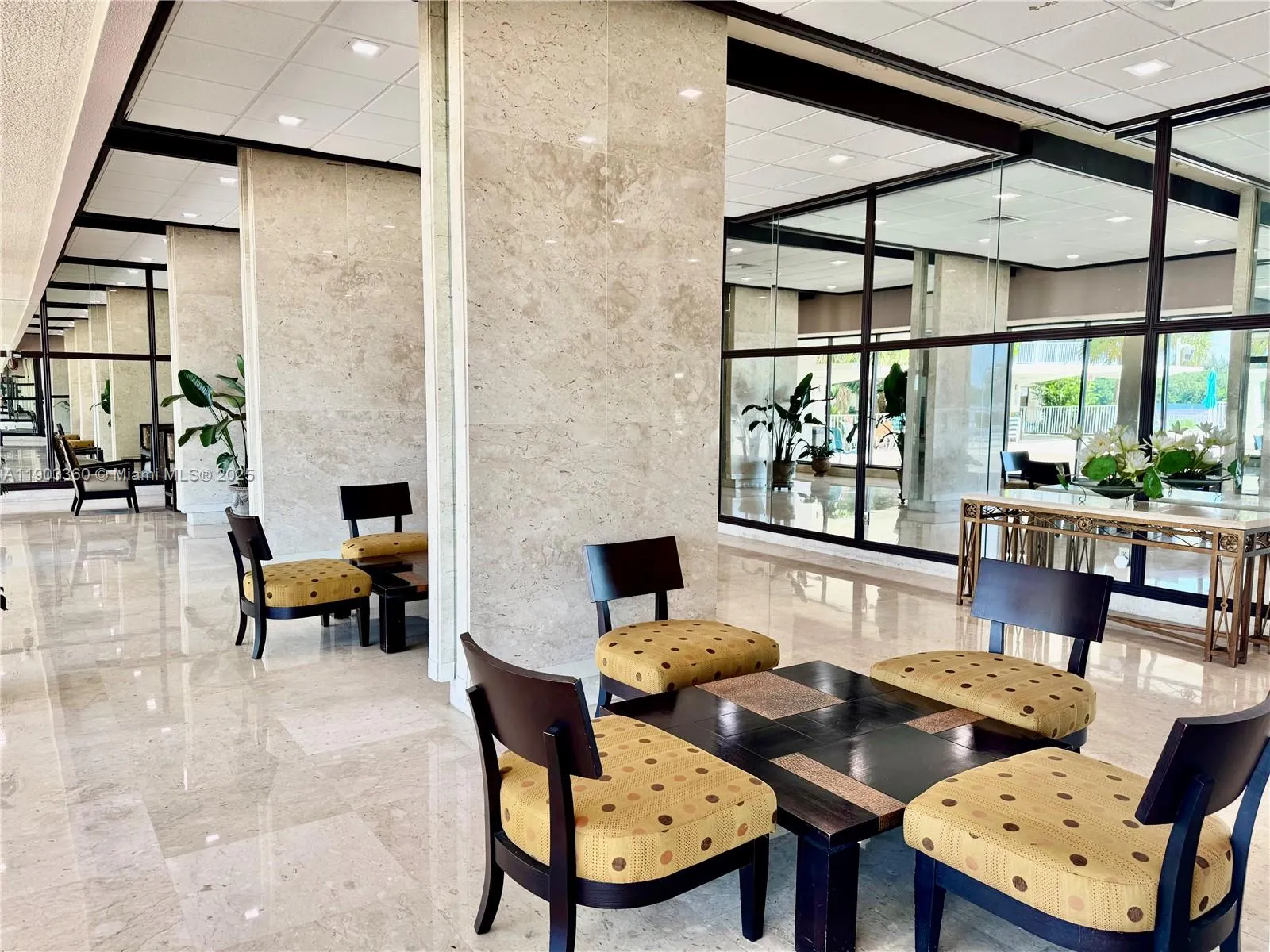 300 Bayview Dr, #1903