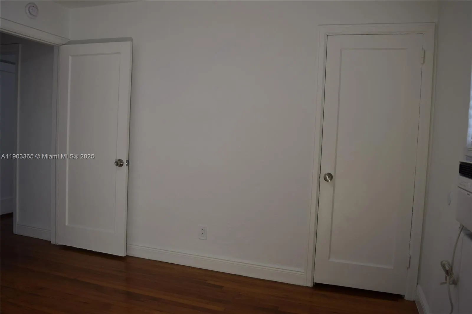 23 Phoenetia Ave, #1