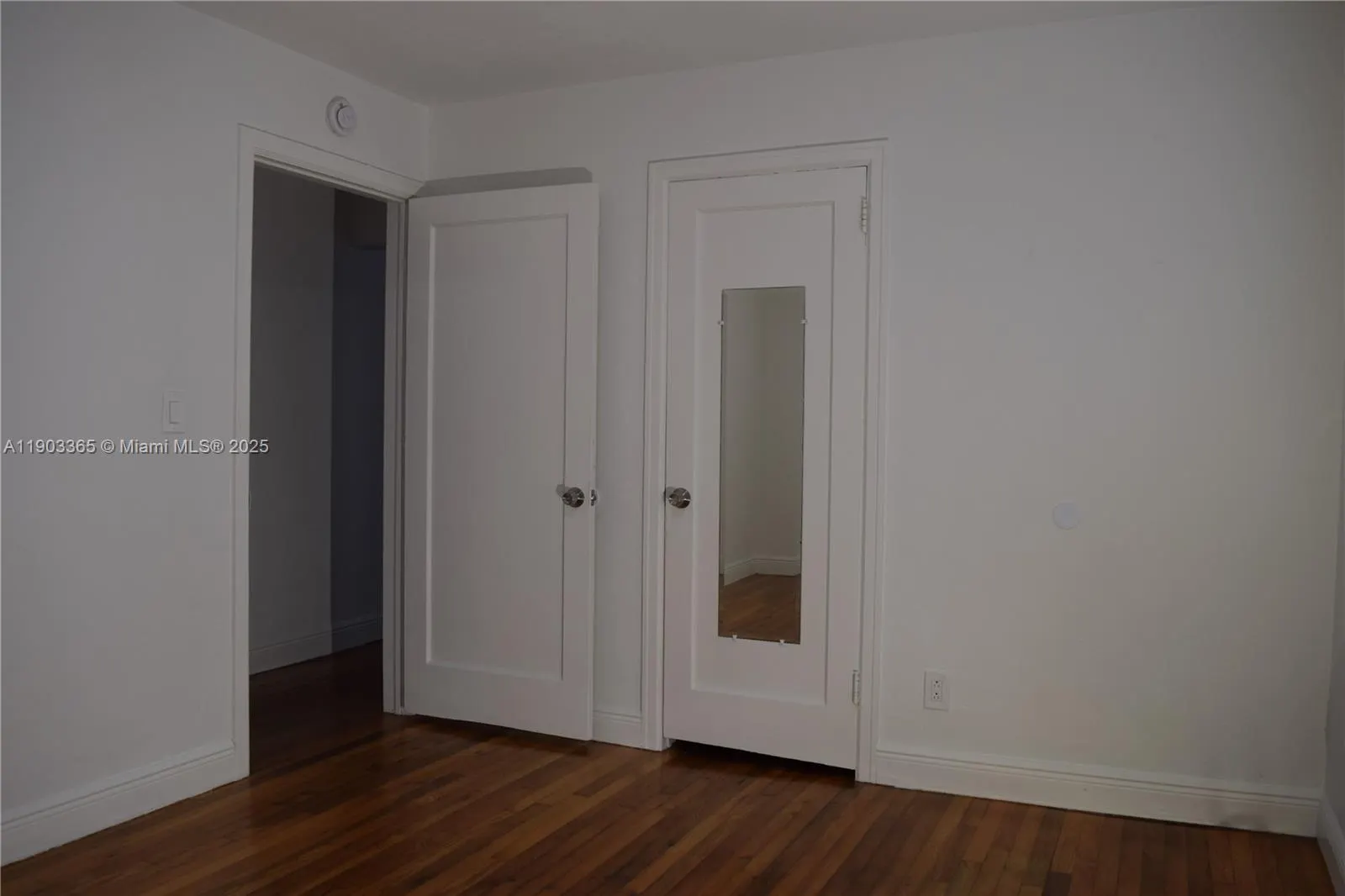 23 Phoenetia Ave, #1