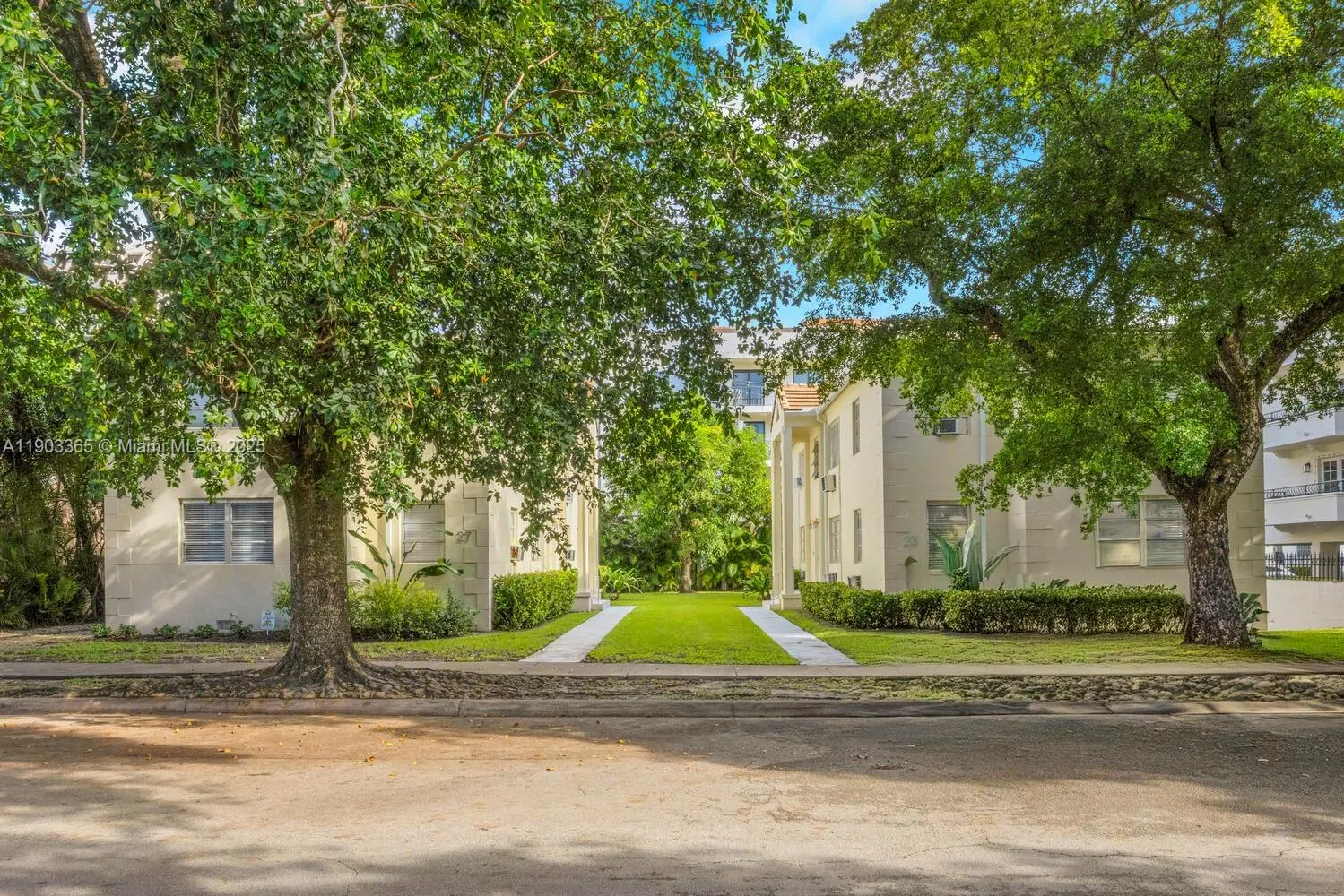 23 Phoenetia Ave, #1