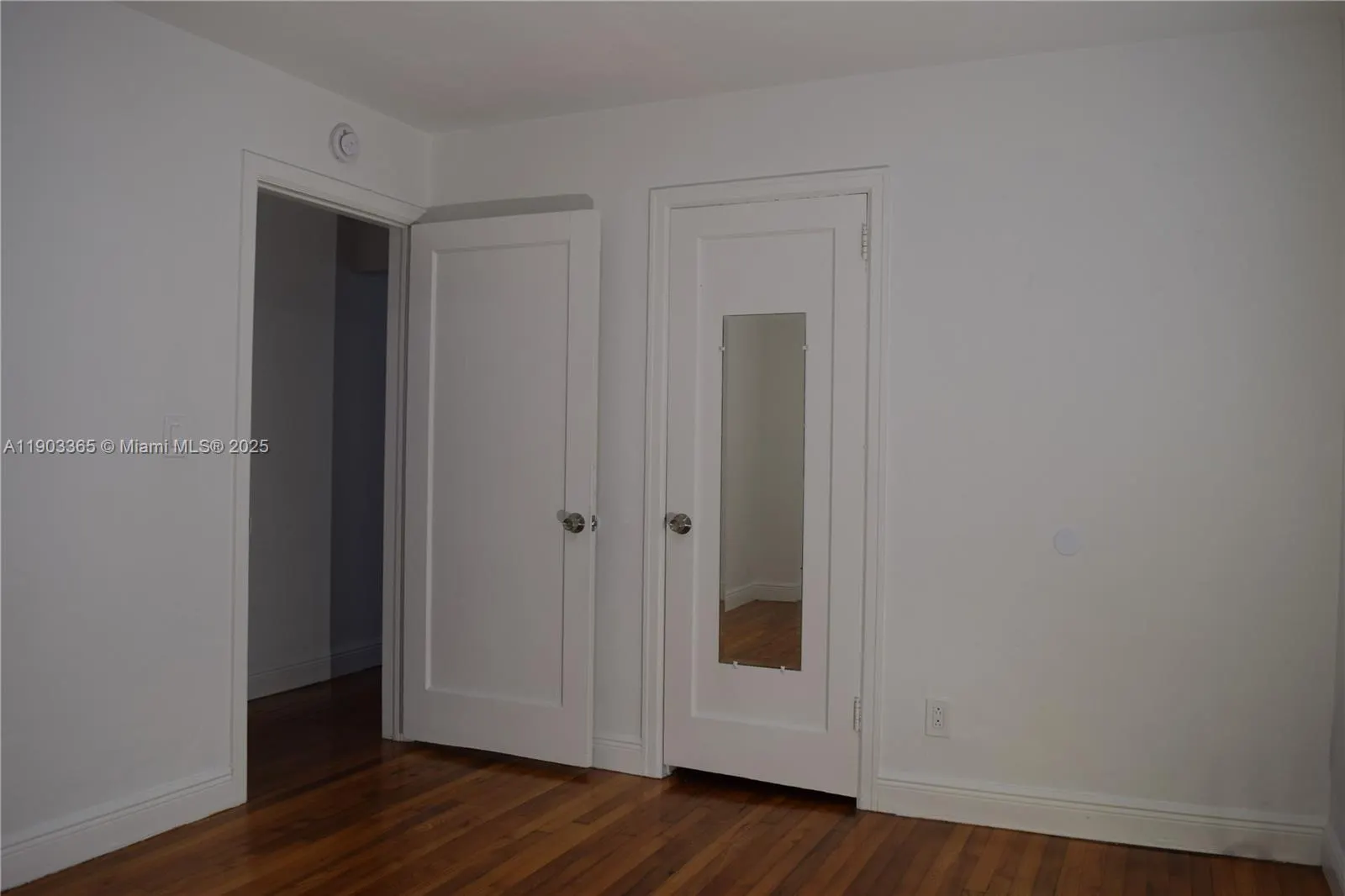 23 Phoenetia Ave, #1