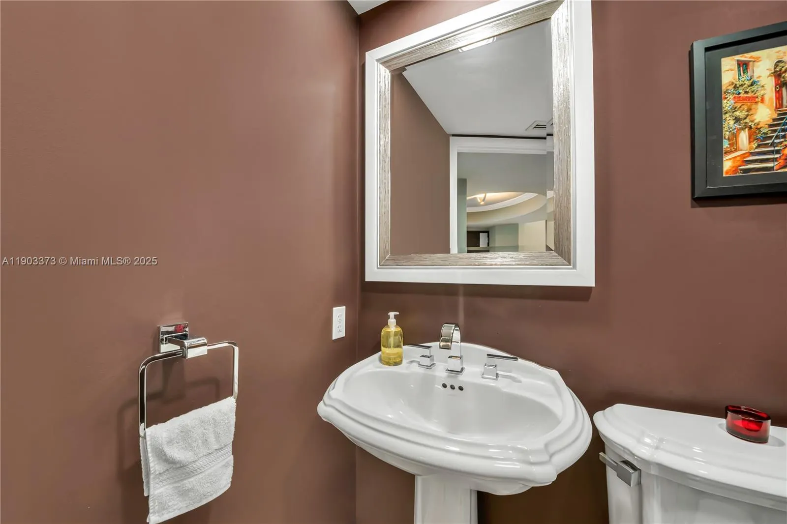 19333 Collins Ave, #1903