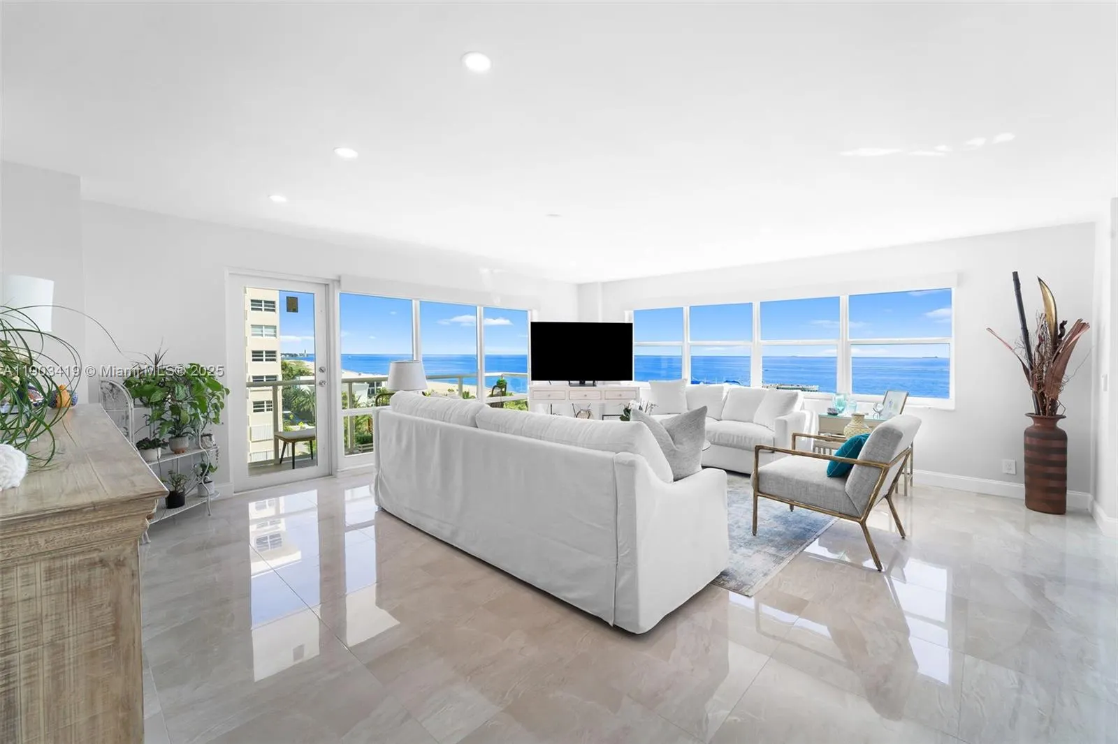 111 N Pompano Beach Blvd, #1009