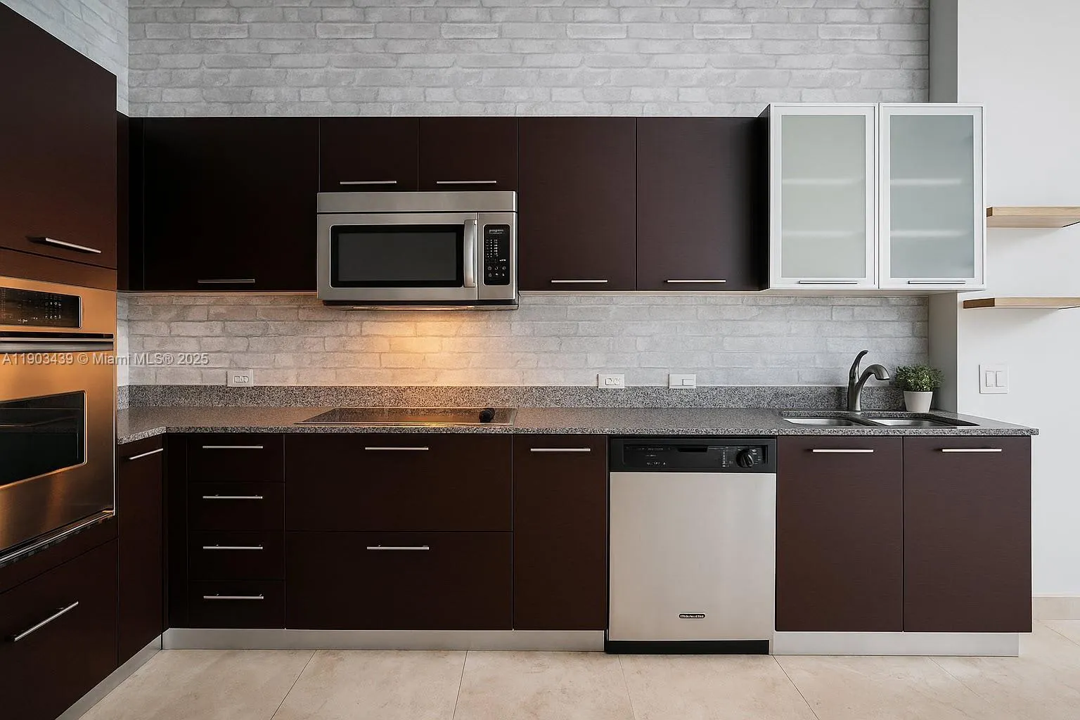 3029 NE 188th St, #324