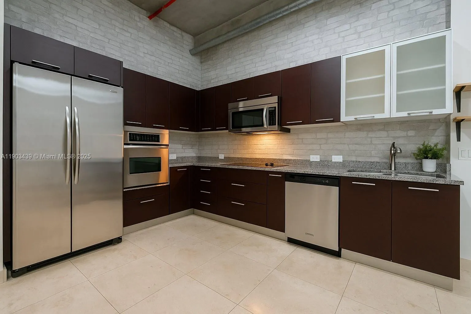 3029 NE 188th St, #324