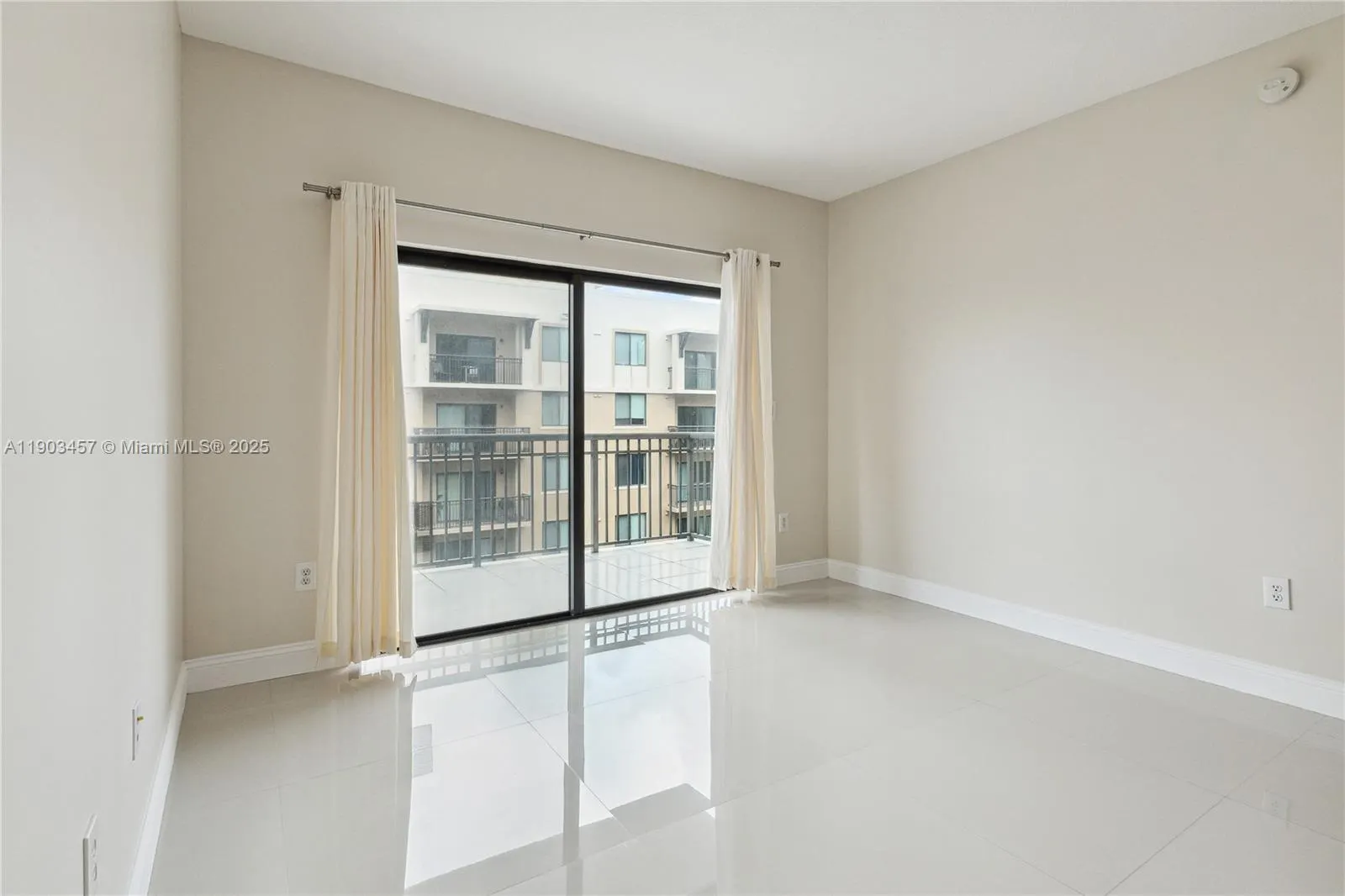 3590 Coral Way, #804