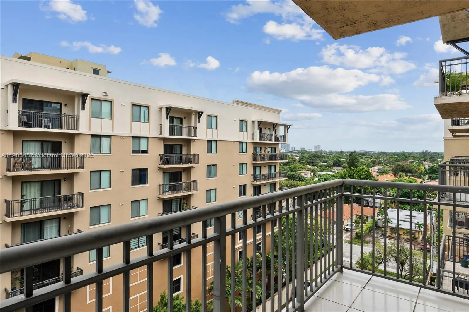 3590 Coral Way, #804