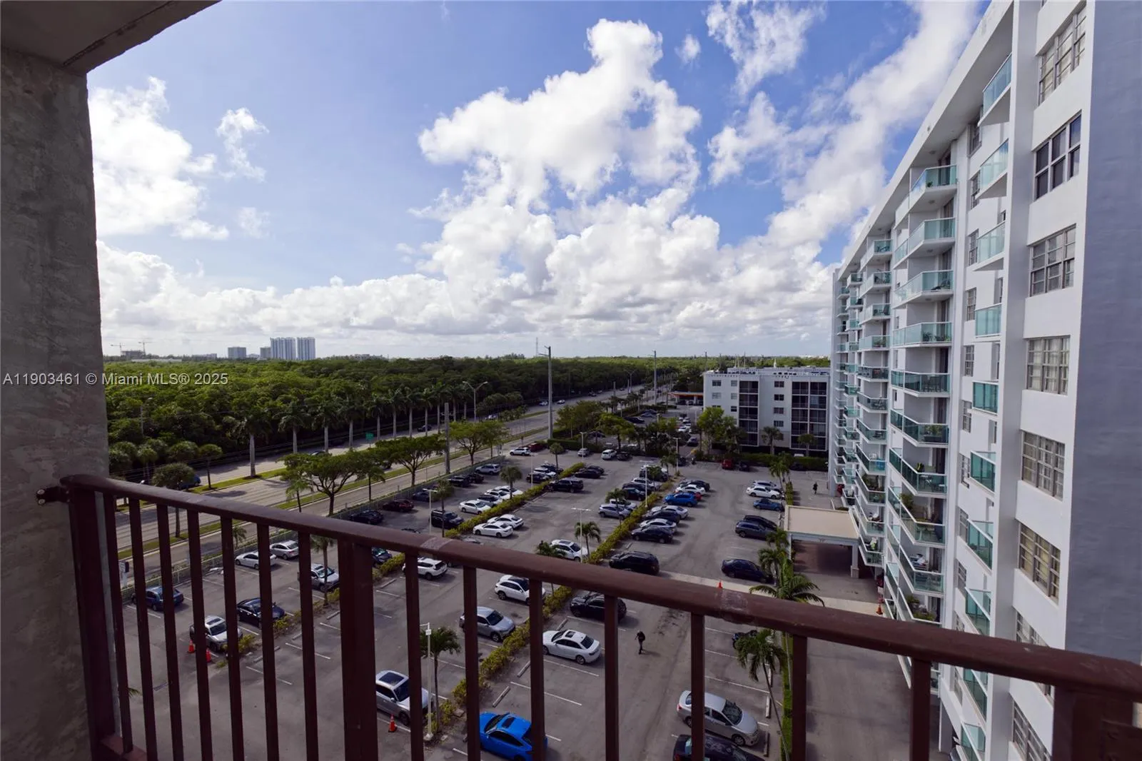 2903 N Miami Beach Blvd, #806