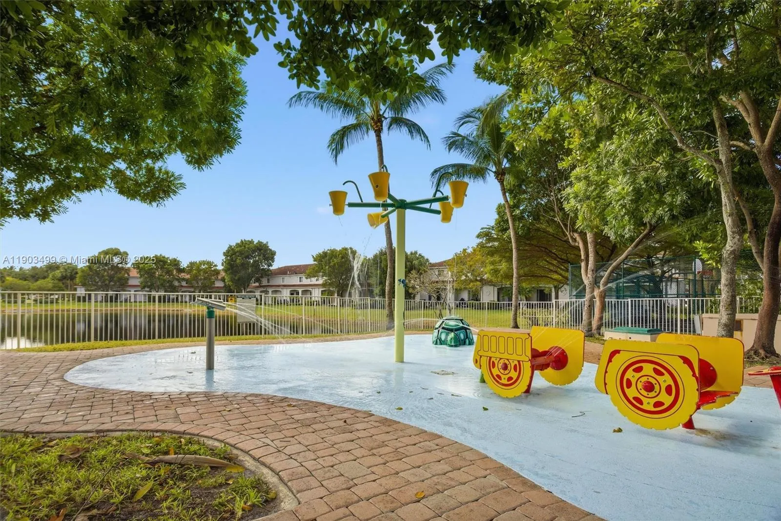 8231 SW 29th St, #103