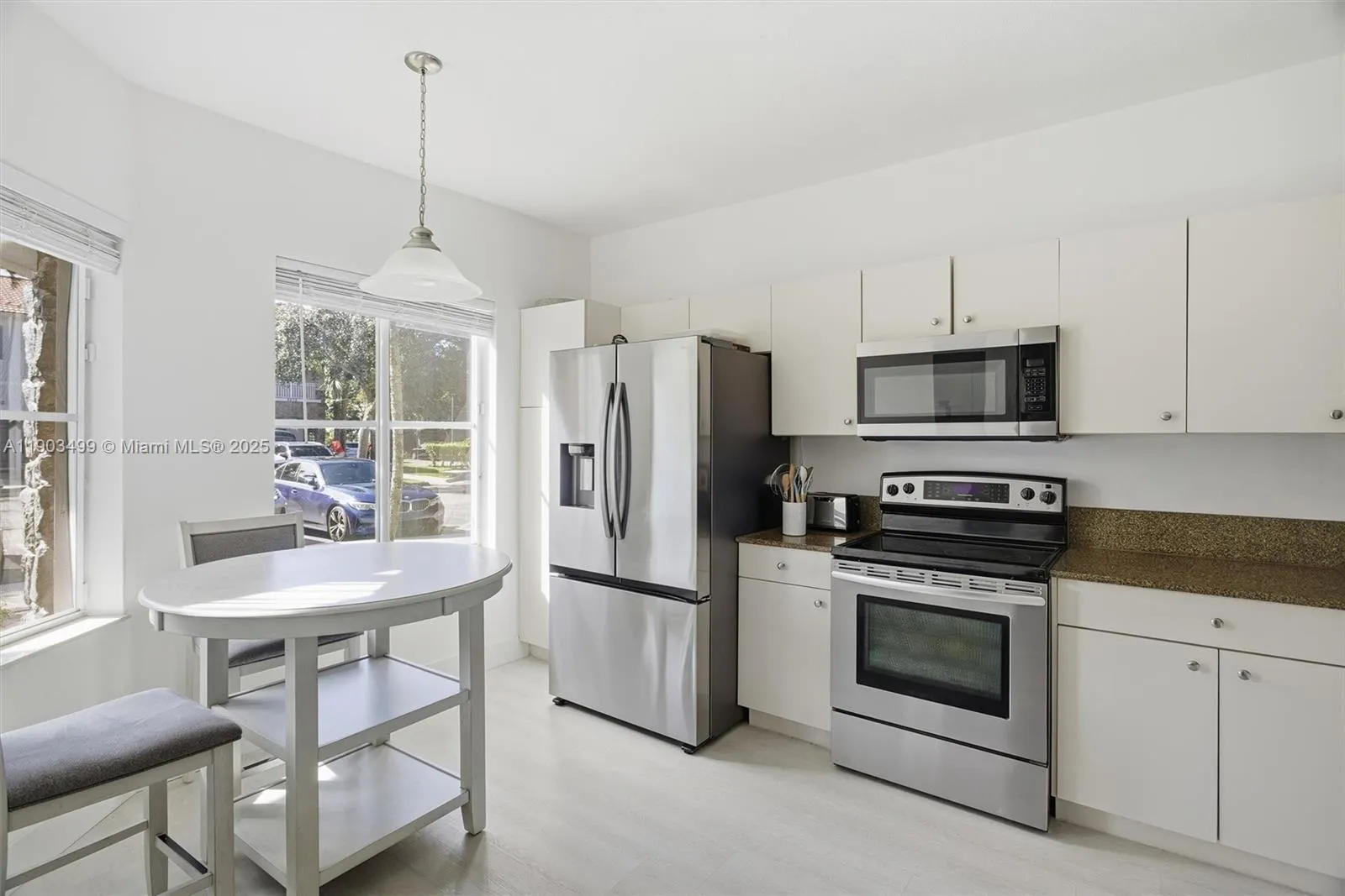 8231 SW 29th St, #103