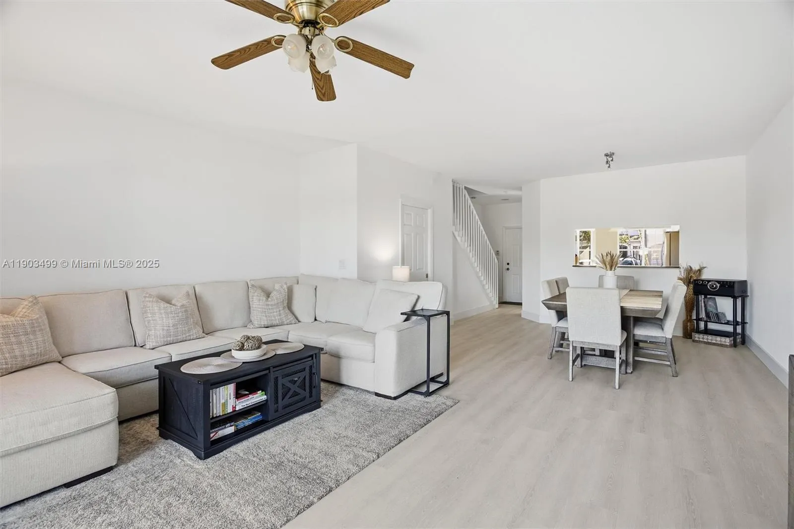 8231 SW 29th St, #103