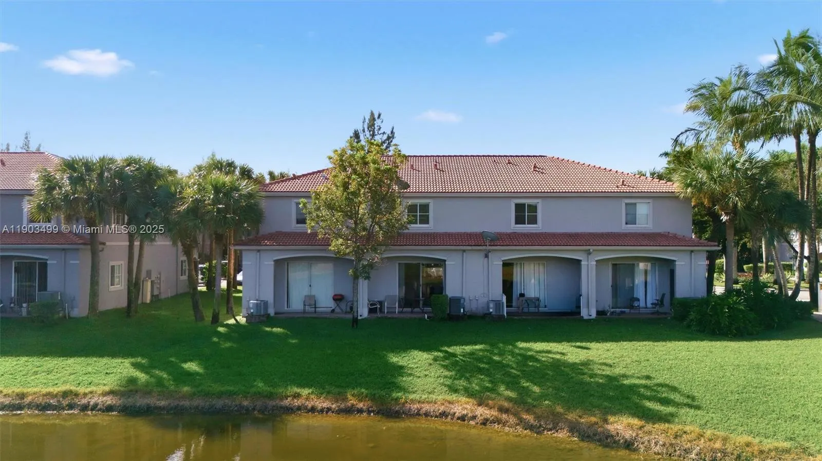 8231 SW 29th St, #103