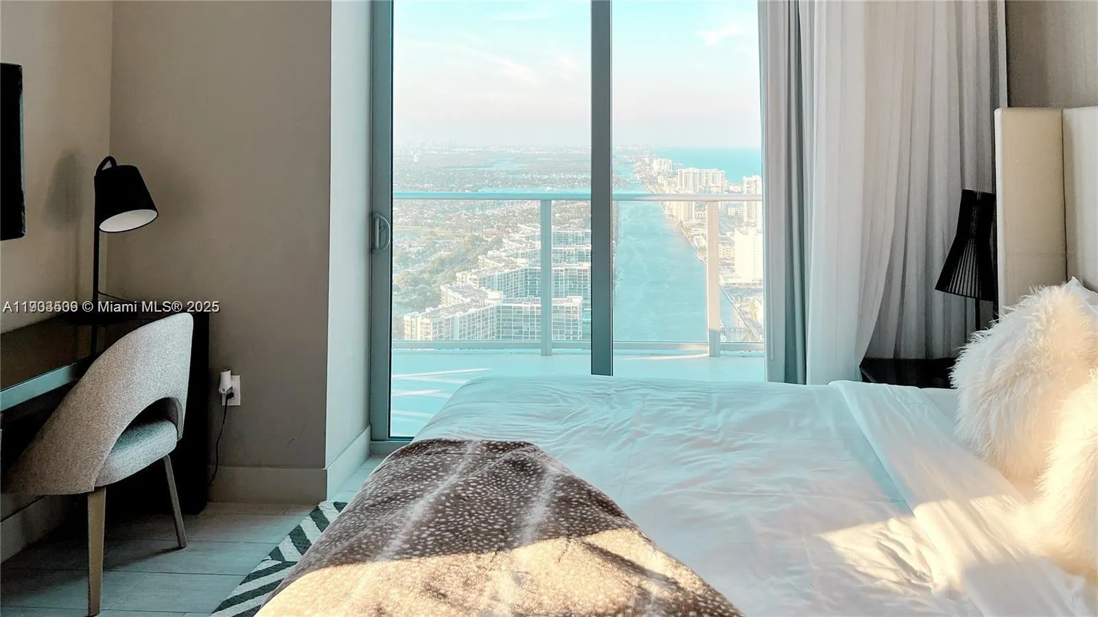 4010 S Ocean Dr, #T4302