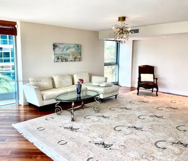 9401 Collins Ave, #306