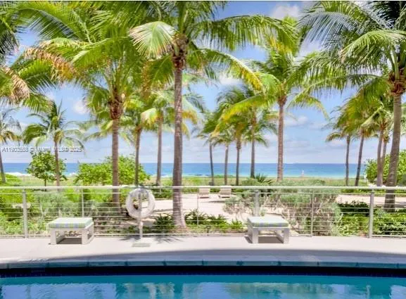 9401 Collins Ave, #306