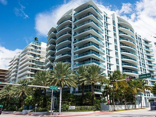 9401 Collins Ave, #306