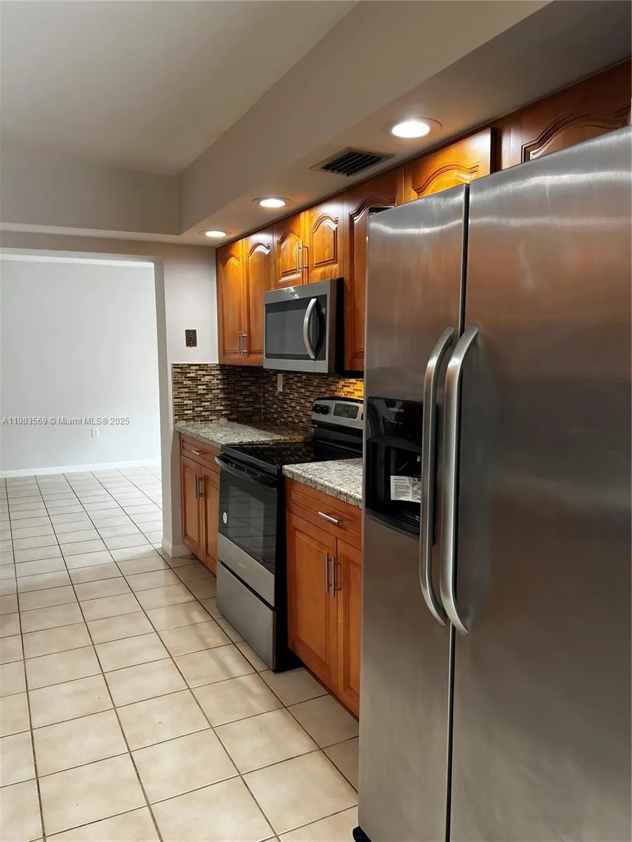 10643 SW 113th Pl, #81A