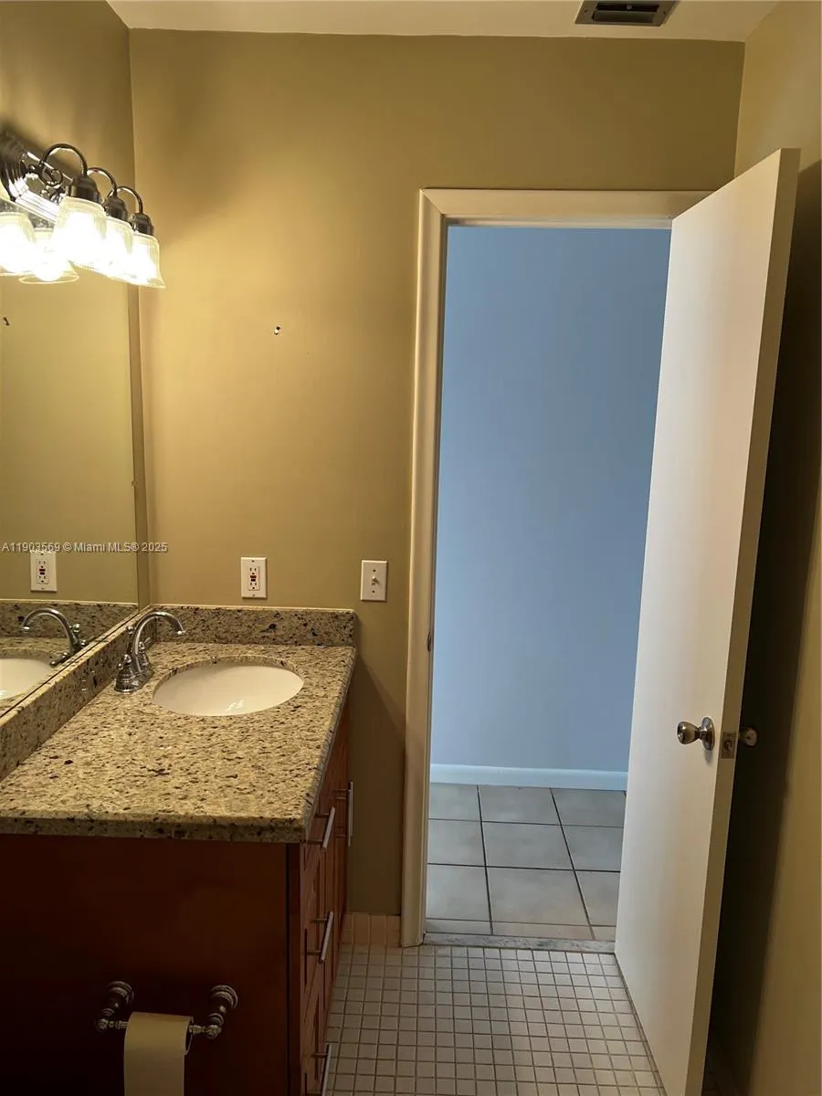 10643 SW 113th Pl, #81A