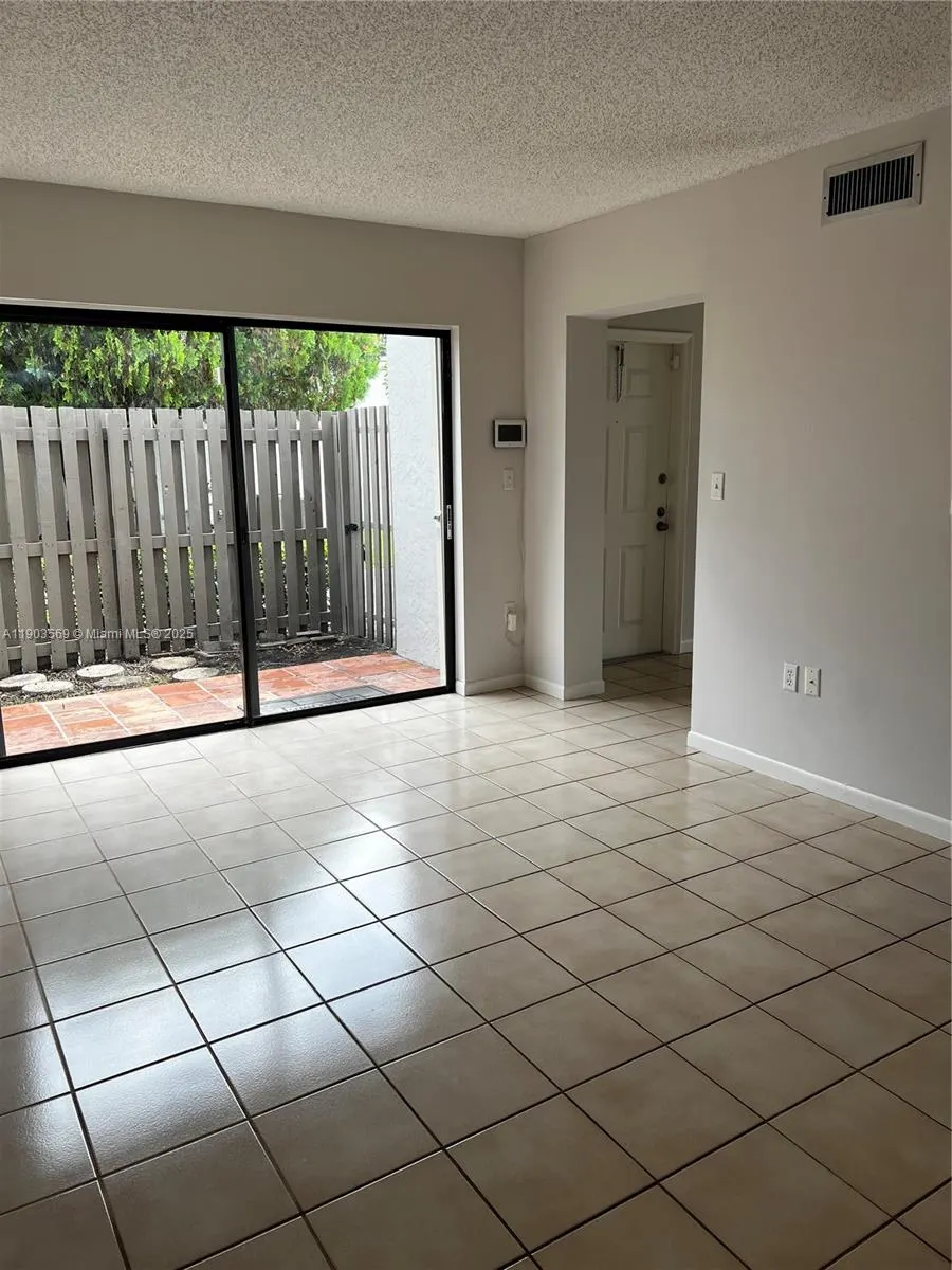 10643 SW 113th Pl, #81A