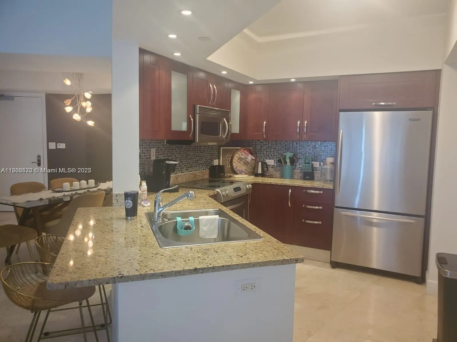 19900 E Country Club Dr, #607