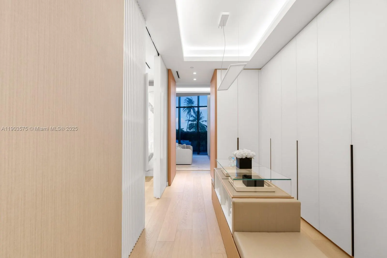 6800 Fisher Island Dr, #6811