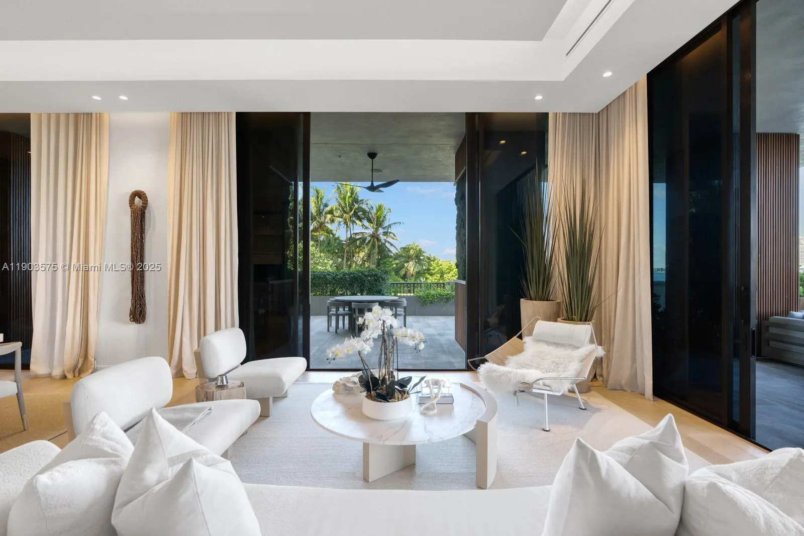 6800 Fisher Island Dr, #6811